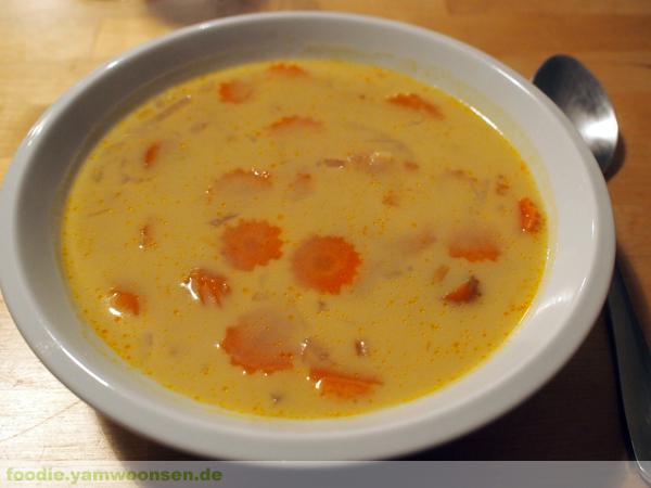 Kokos-Suppe mit Karotten und Ingwer