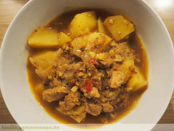 Hang Lae Curry mit Kartoffeln