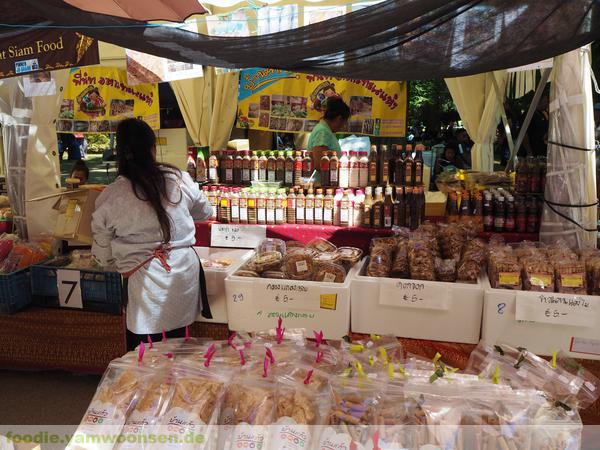Thailändischer Markt im Kurpark