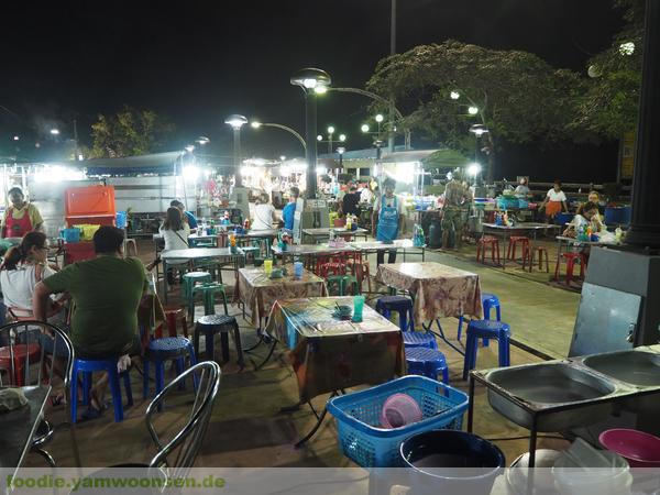 Auf dem Nightfoodmarket in Krabi