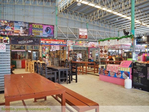 Phangan Food Court in Thong Sala